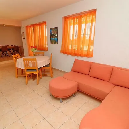 Michele Apartment *
